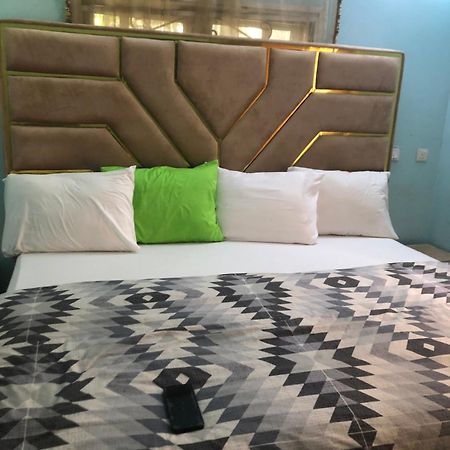 Luxury Place Hotel And Apartments Abuja Exterior photo
