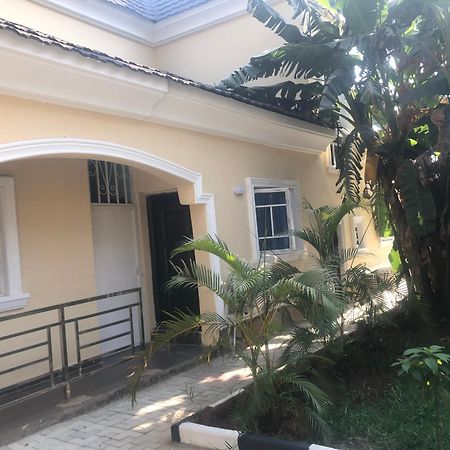 Luxury Place Hotel And Apartments Abuja Exterior photo